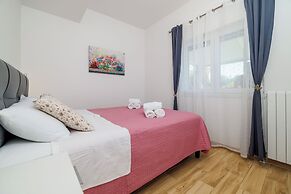 Apartments Jadro