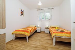 Apartments Jadro