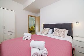 Apartments Jadro