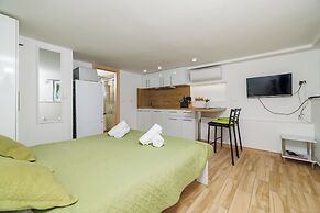 Apartments Jadro