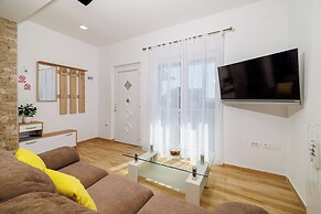 Apartments Jadro