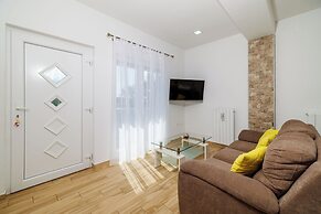 Apartments Jadro