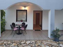 Apartments Ines