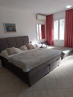 Apartments Josip II