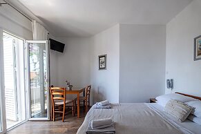 Apartments Josip II