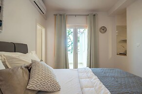 Apartments Josip II