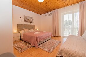Apartments Neve