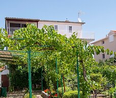 Apartments Neve