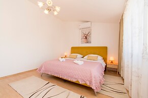 Apartments Neve