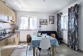 Apartments Adria