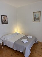 Apartment Simi