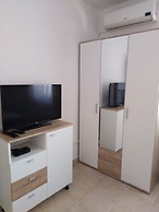 Apartments Tomy