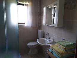 Apartments Tomy