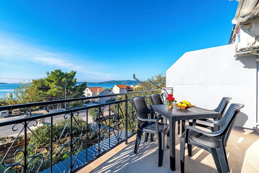 Apartments Brodarica Beach