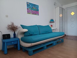 Room Art Room