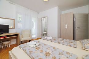 Apartments Tariba