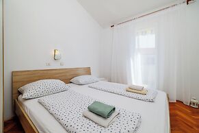 Apartments Tariba