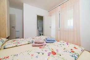 Apartments Tariba