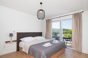 Apartments Lenolu