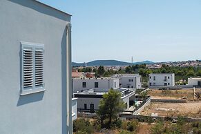 Apartments Lenolu