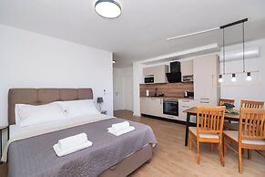Apartments Lenolu