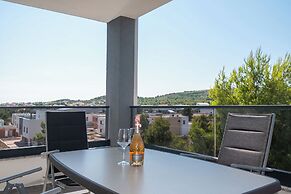 Apartments Lenolu