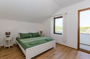 Apartments Lada