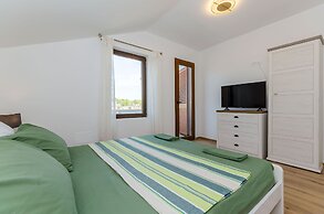 Apartments Lada