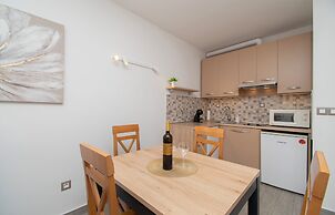 Apartment Maya