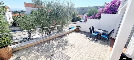 Apartment Maya
