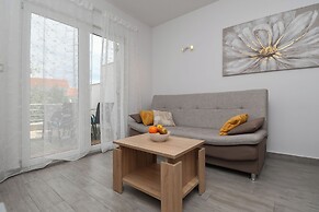 Apartment Maya