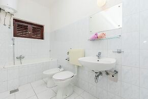 Apartment Lele
