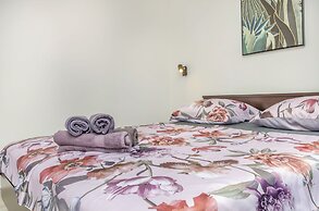 Apartments Beachfront Srima