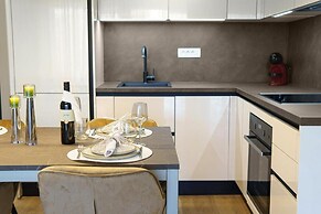 Apartments Bila