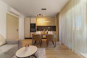 Apartments Bila