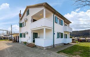 Apartment Nedo