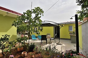 Apartment Cozy Garden