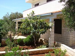 Apartments Nadica