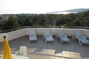 Apartments Nadica