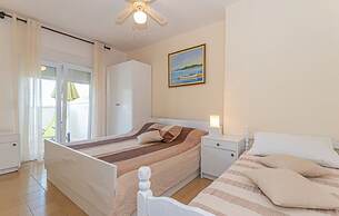 Apartments Nadica