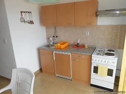Apartments Nadica