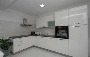 House Dragica