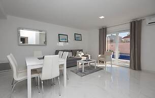 House Dragica