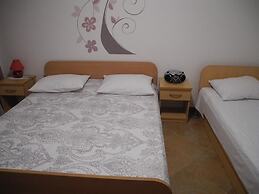 Apartments Maca