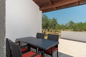 Apartments Snjeza