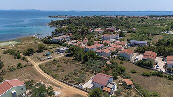 Apartments Snjeza