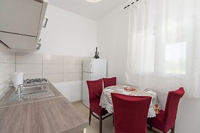 Apartments Snjeza