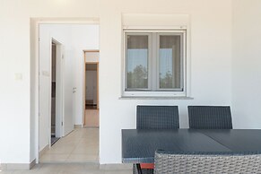 Apartments Snjeza