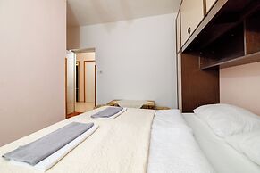 Apartments Josip R
