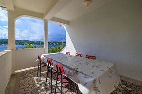 Apartments Josip R